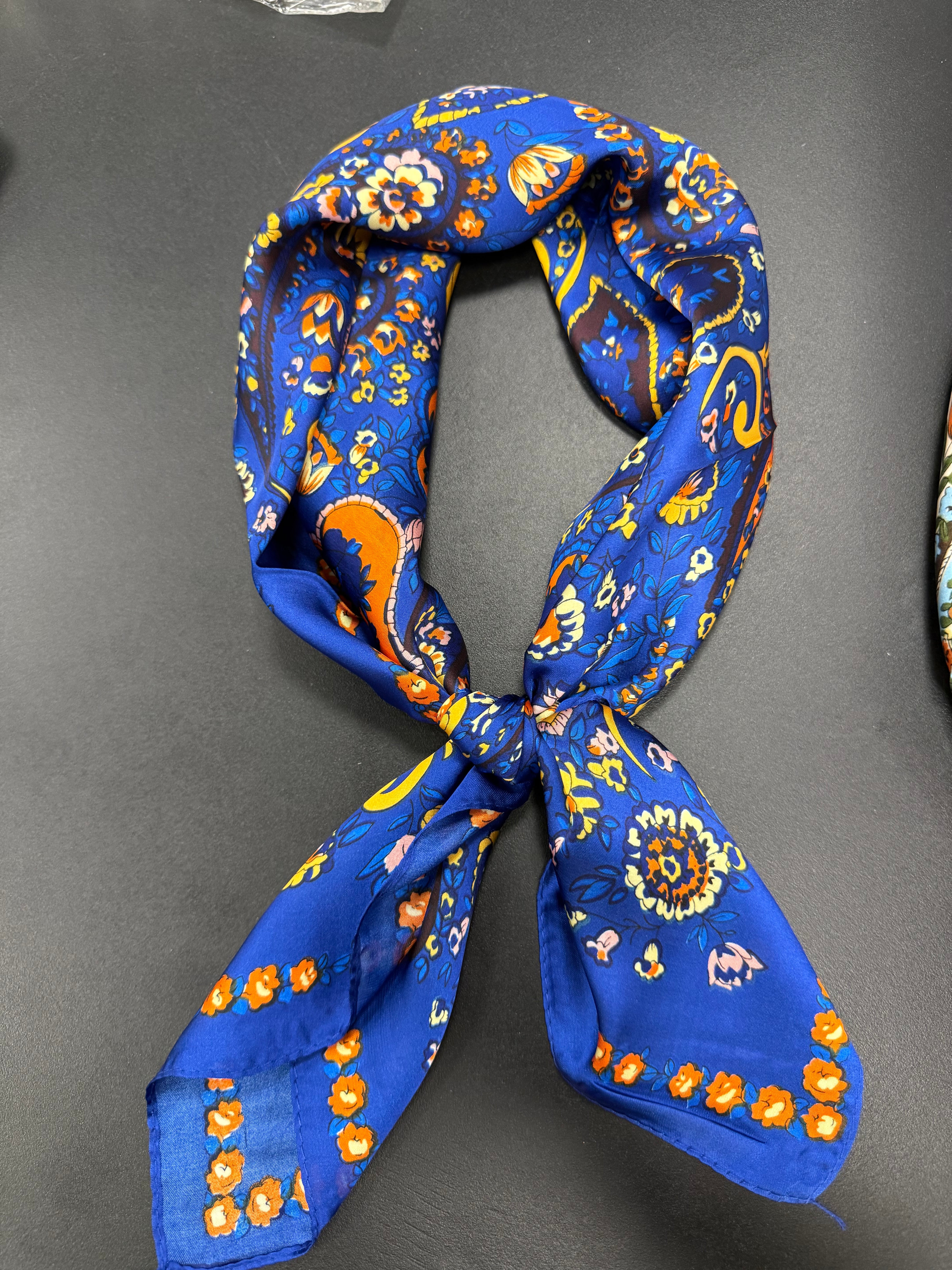 FOULARD