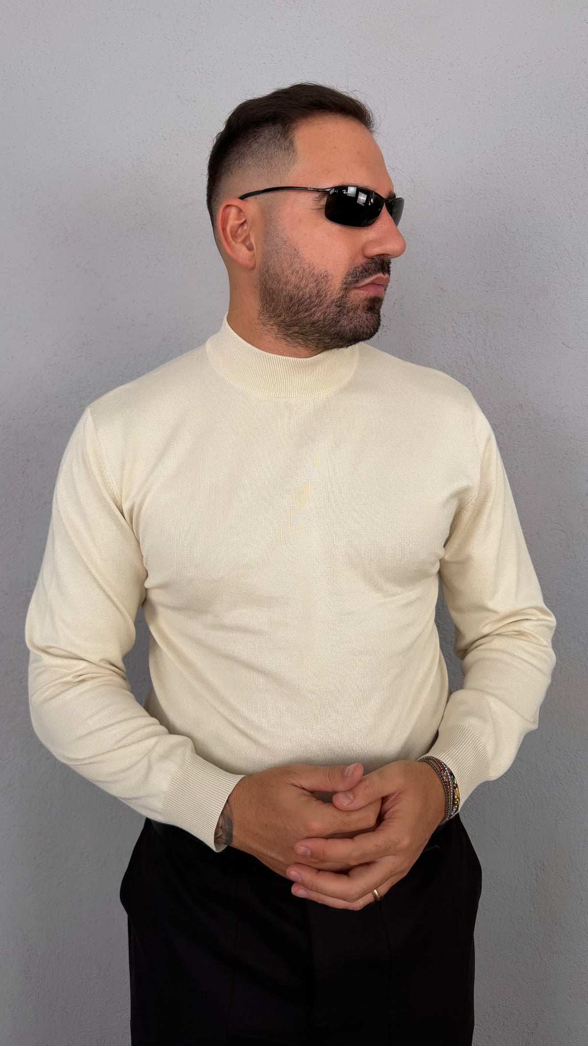 MAGLIA MEZZOCOLLO IN FILO