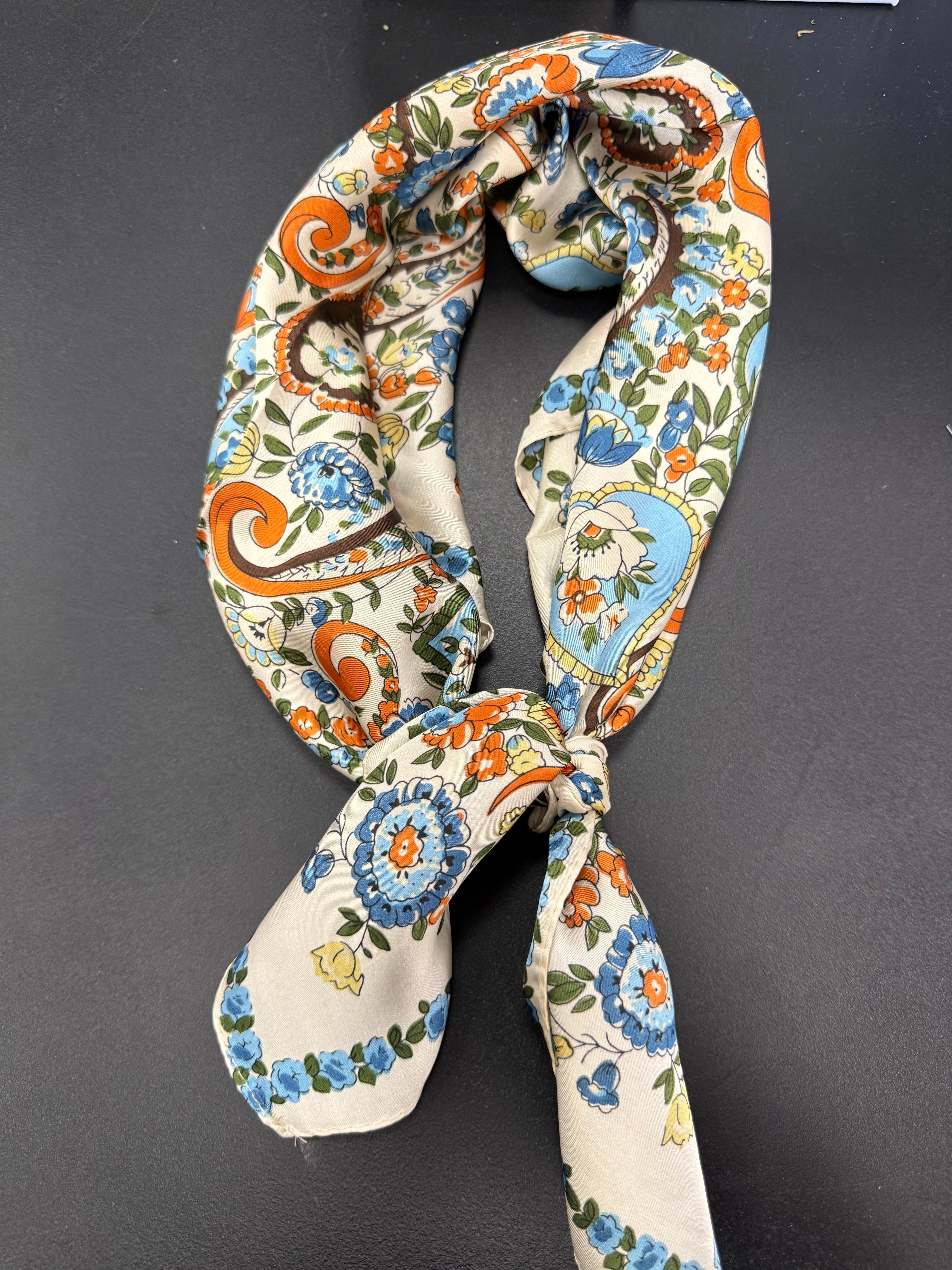 FOULARD